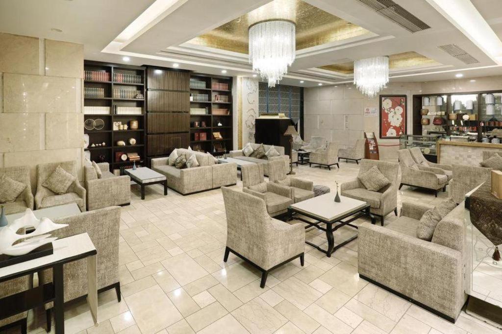 West International Trade Grand Hotel Pekin Dış mekan fotoğraf