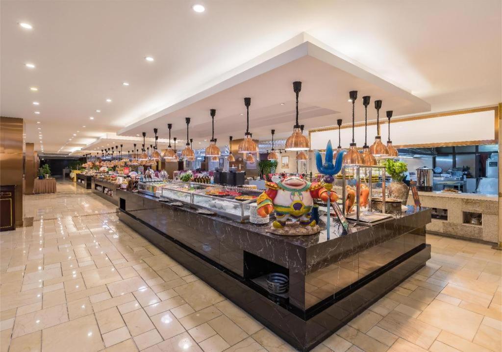 West International Trade Grand Hotel Pekin Dış mekan fotoğraf