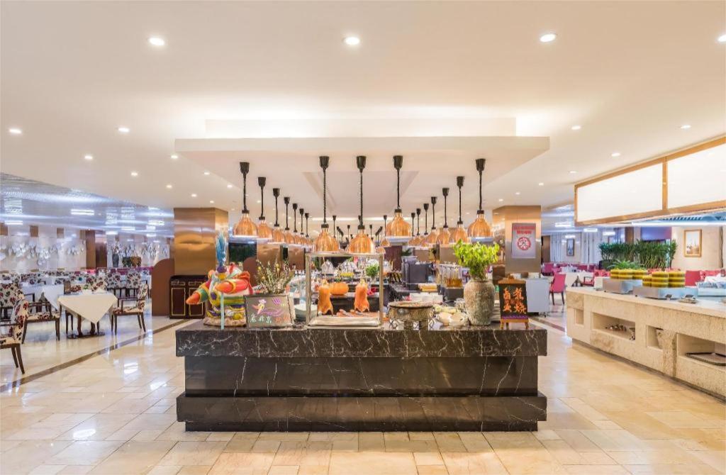 West International Trade Grand Hotel Pekin Dış mekan fotoğraf